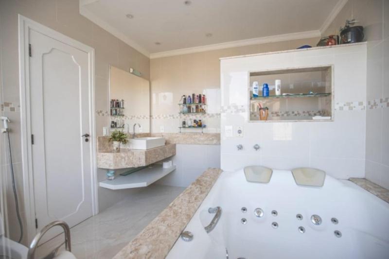Deluxe Double Room Bath,1169226205:JPEG