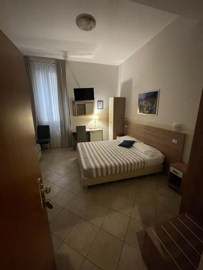 Triple Room,1194905020:JPEG
