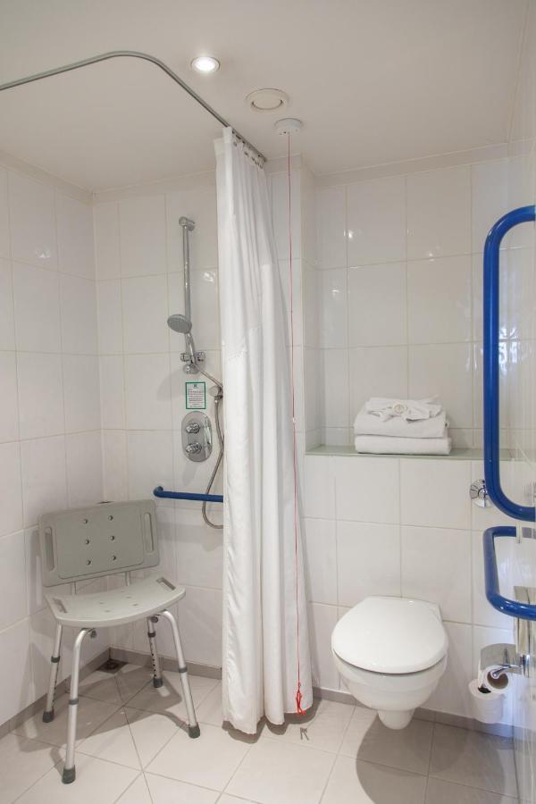 Habitación Estándar con cama grande - Adaptada para personas con movilidad reducida