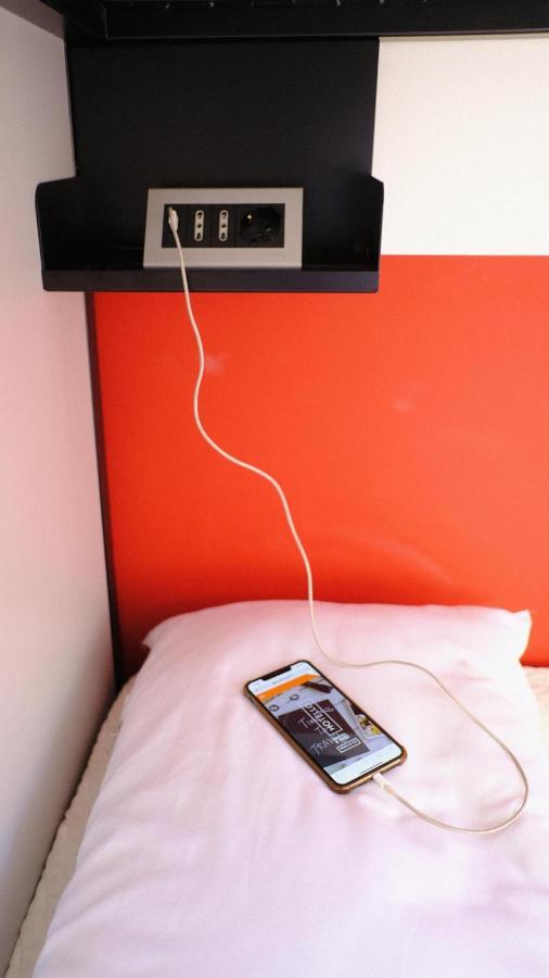 12-Bed Mixed Dormitory Room