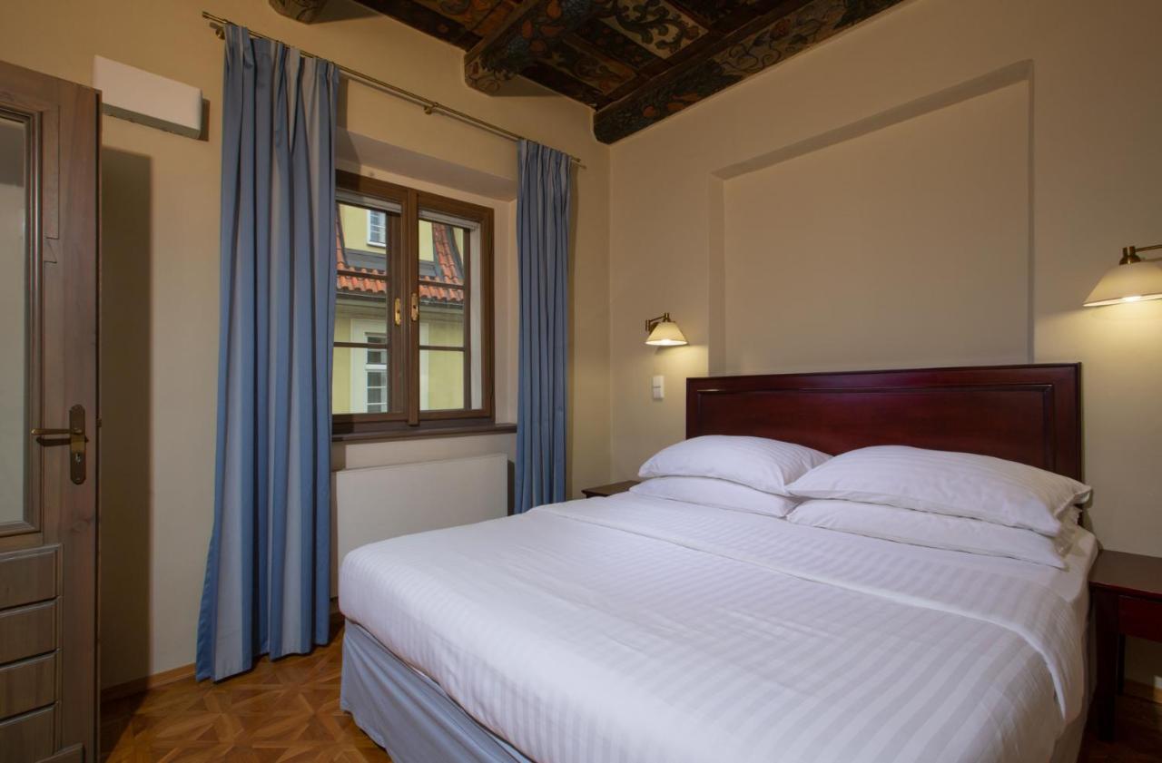 One-Bedroom Heritage Suite Charles Bridge Tower View,1172148594:JPEG