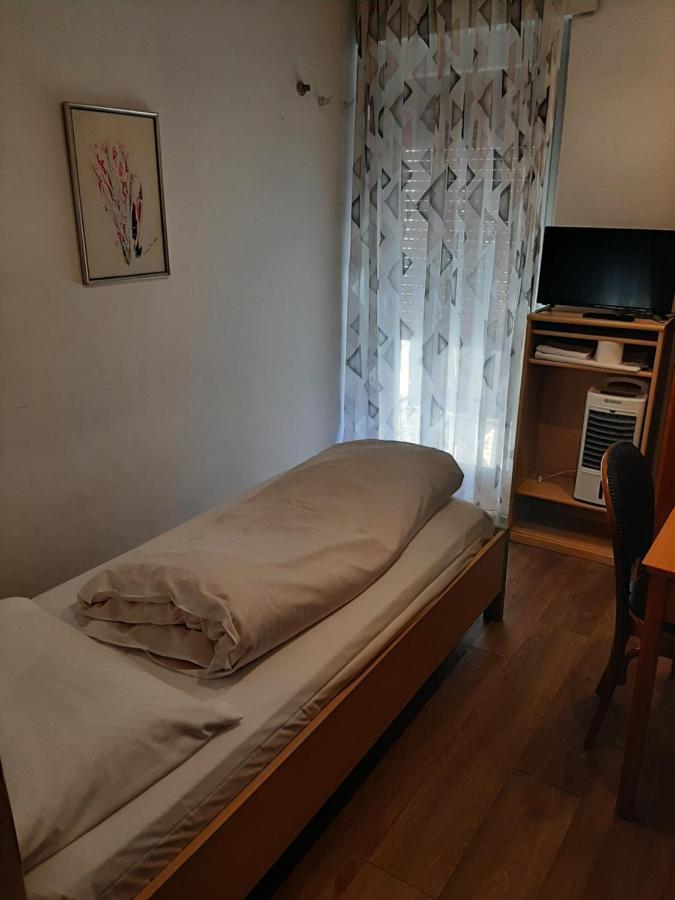 Budget Single Room,1172652276:JPEG