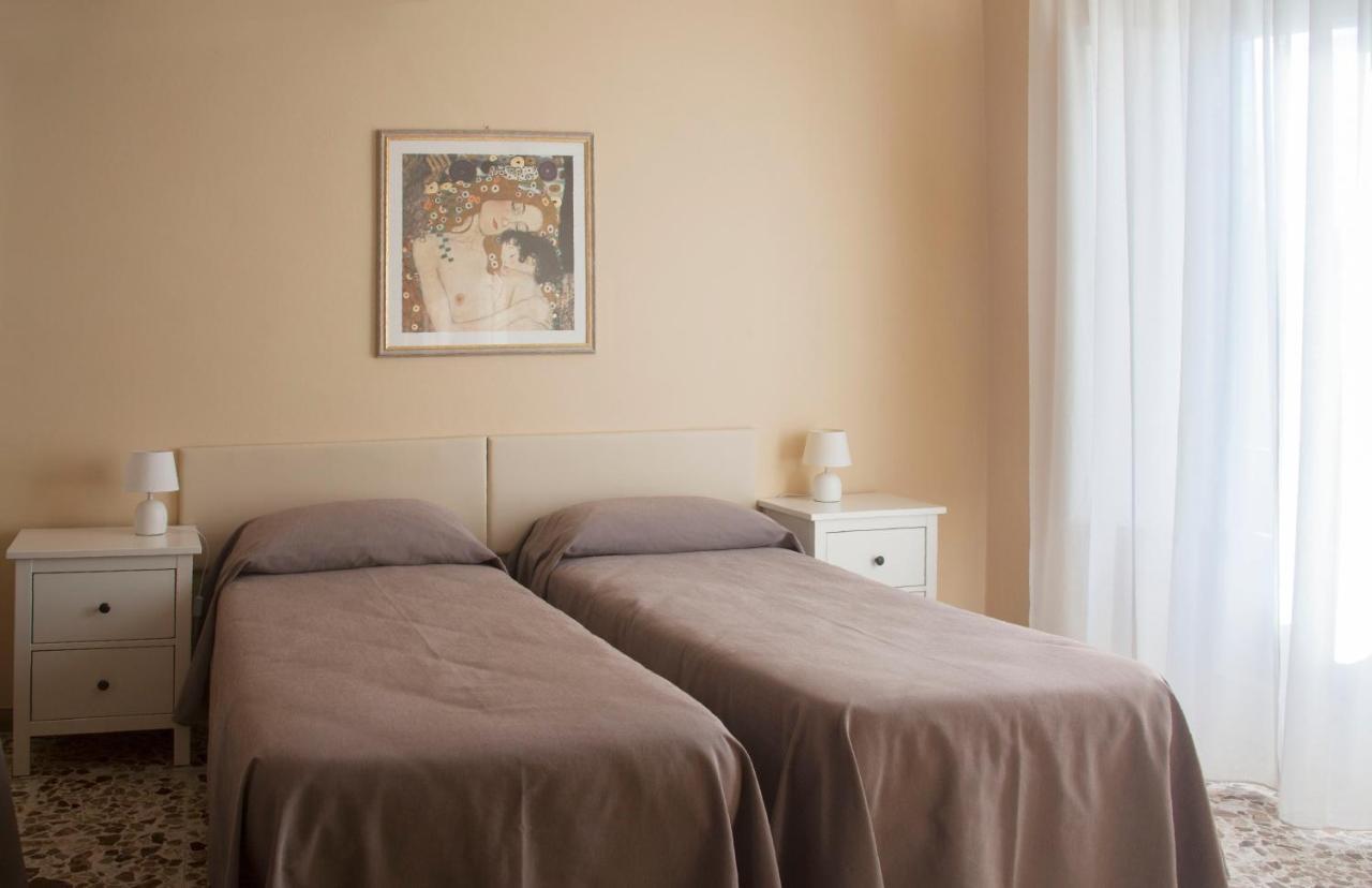 Quadruple Room,1171574061:JPEG