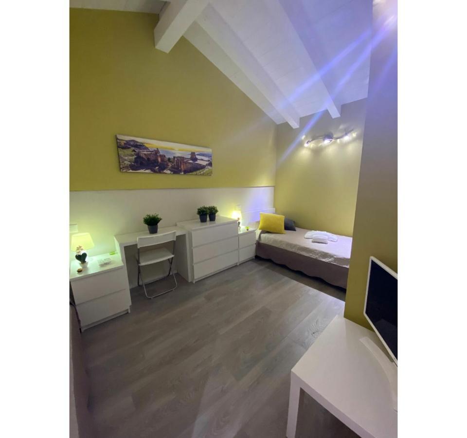 Small Twin Room,1173672453:JPEG