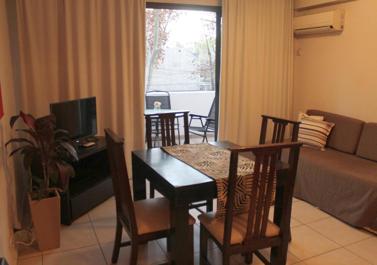Apartamento con balcón