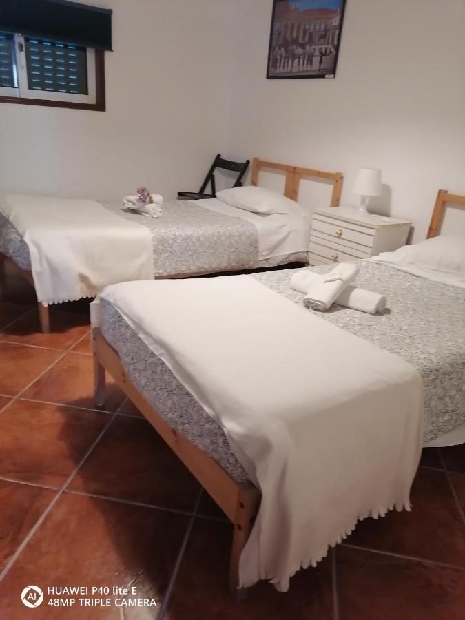 Twin Room,1588163375:JPEG