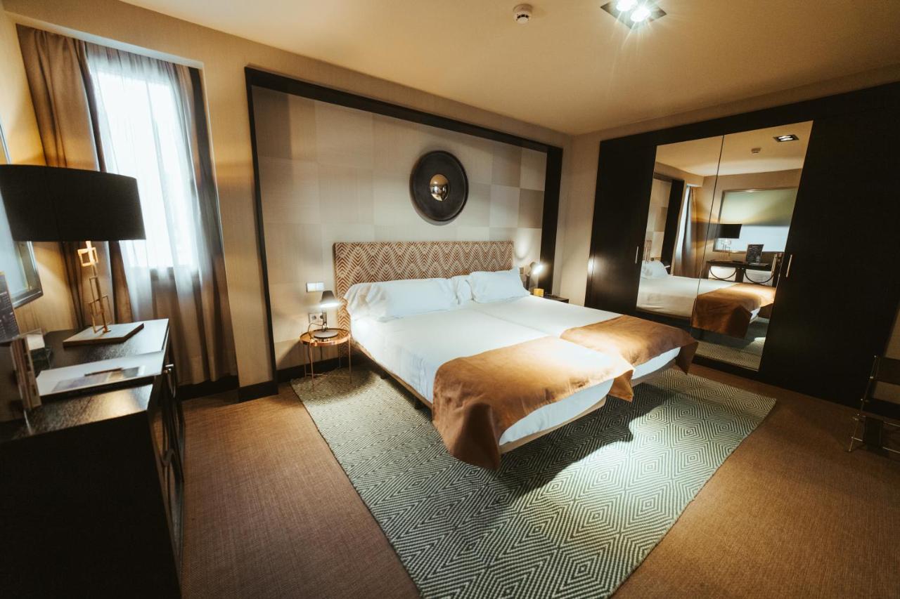Deluxe Suite,1178408710:JPEG