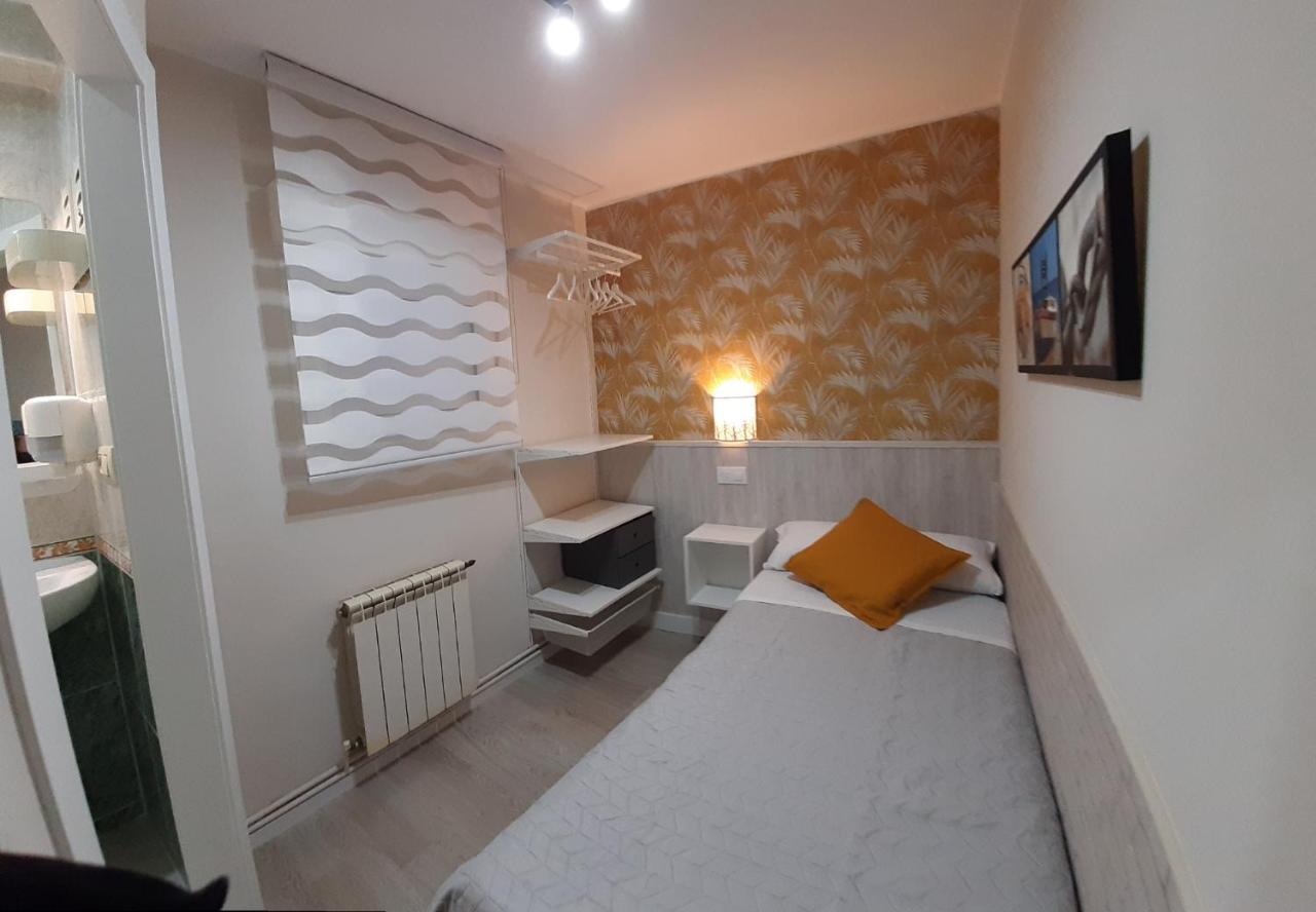 Budget Single Room