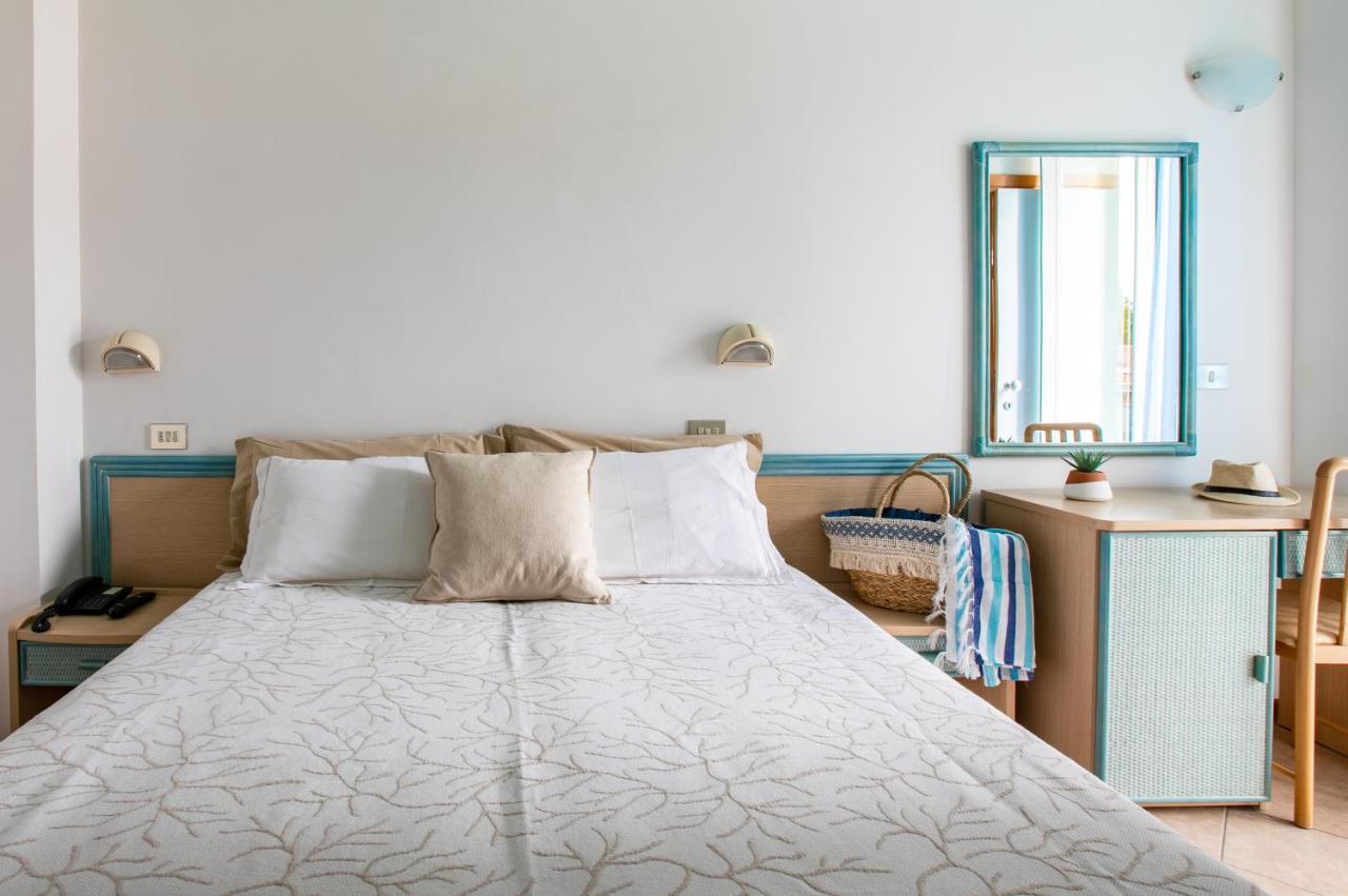 Double or Twin Room,1181286763:JPEG