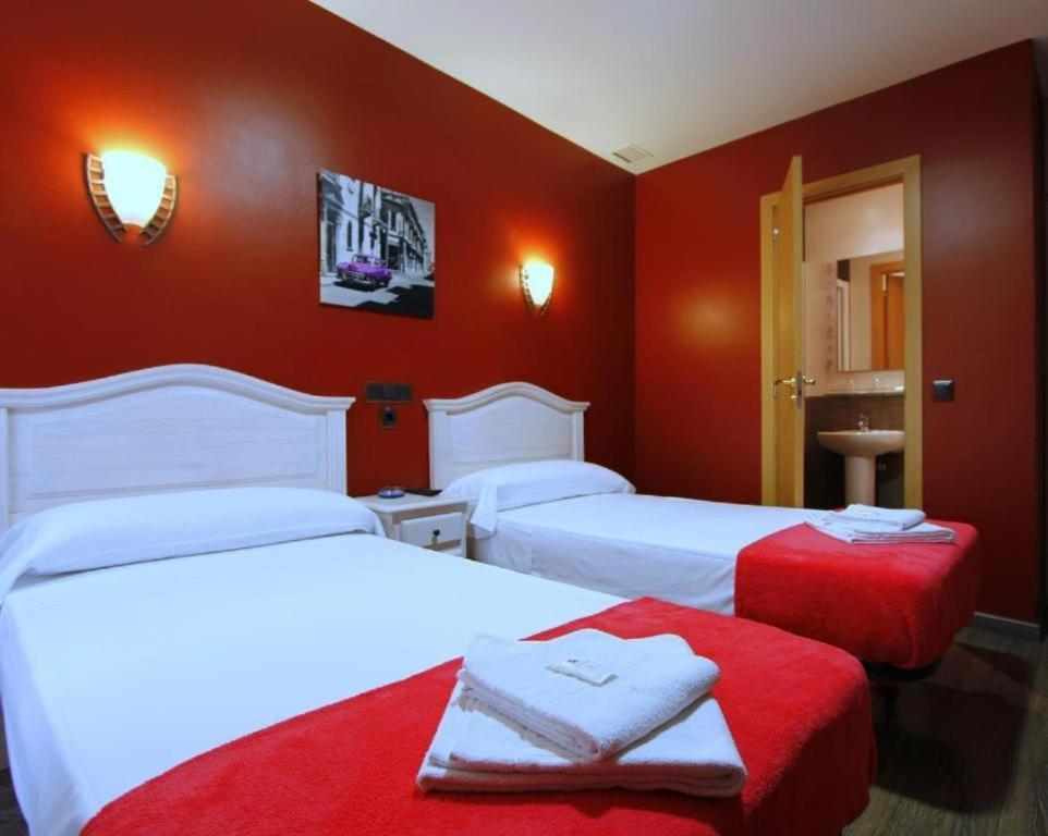 Twin Room
