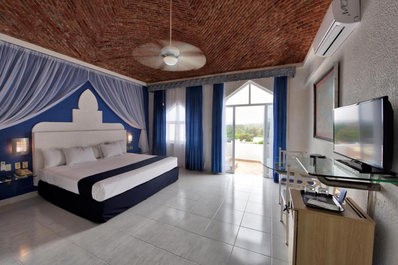 Honeymoon Suite,1208256301:JPEG