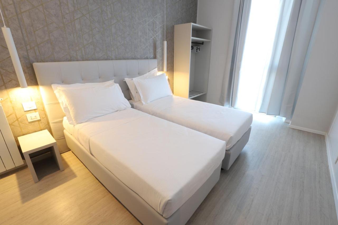 Twin Room,1186683748:JPEG