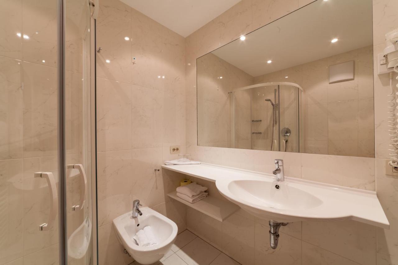Two-Bedroom Apartment D,1291831693:JPEG