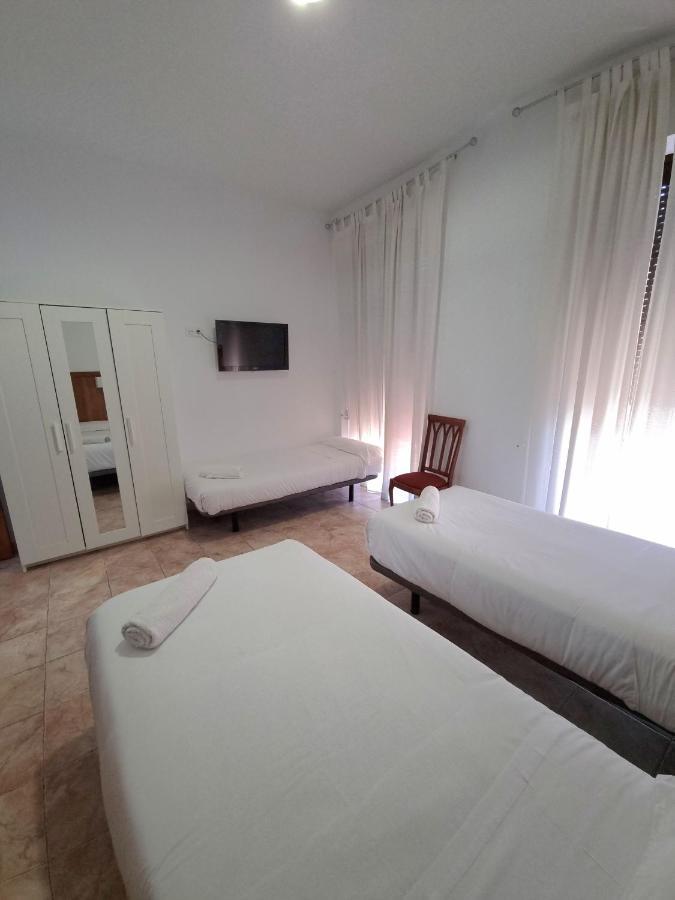 Habitación Doble con balcón y cama supletoria