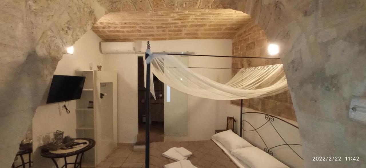 Large Double Room,1243229986:JPEG