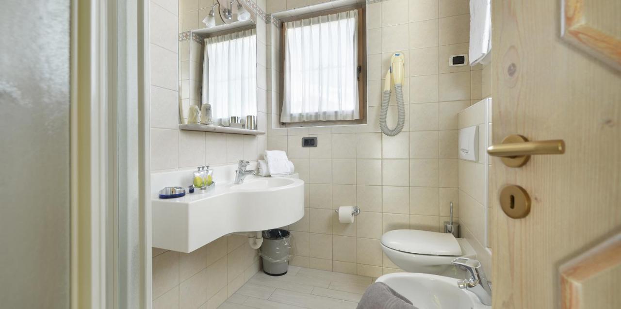 Classic Quadruple Room,1190893015:JPEG