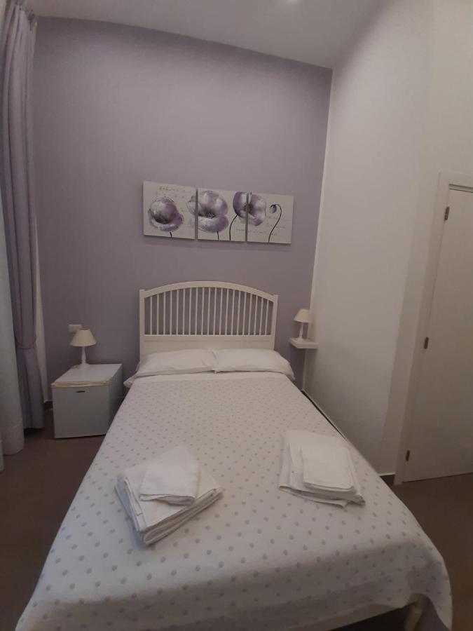 Small Double Room,1195444609:JPEG