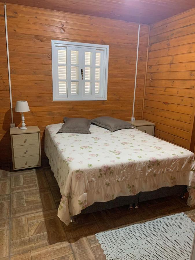 Three-Bedroom House,1170867741:JPEG