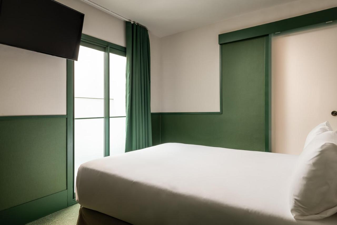 Standard Single Room,1194711691:JPEG