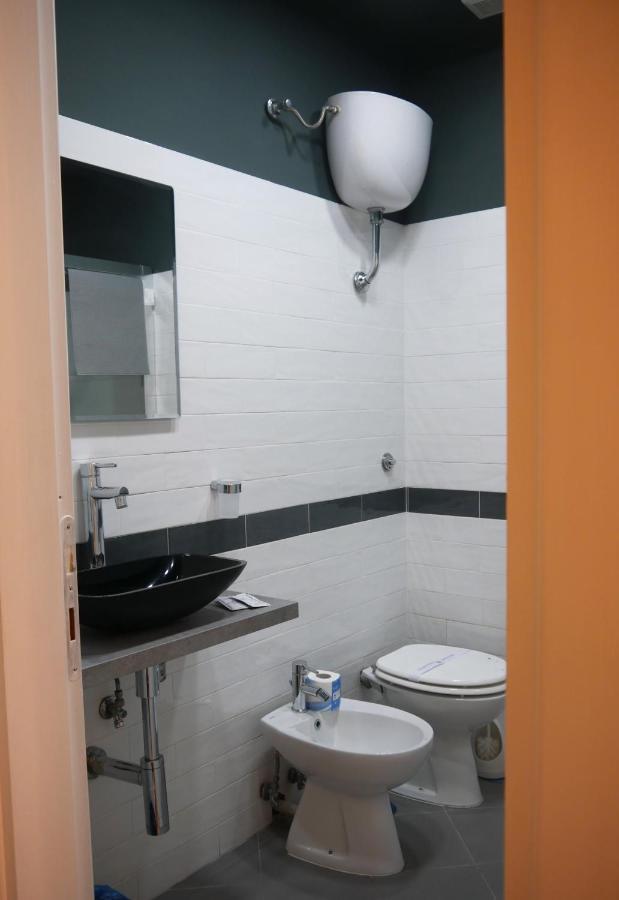 Single Room,1194980578:JPEG