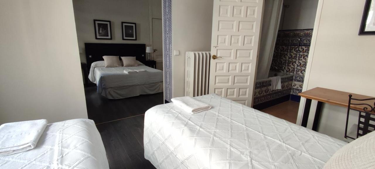 Habitación Familiar con baño privado