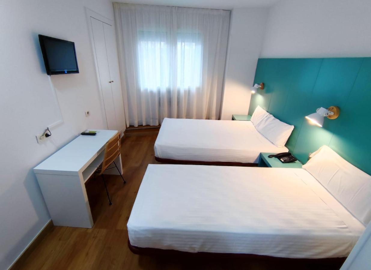 Double or Twin Room,1273103374:JPEG