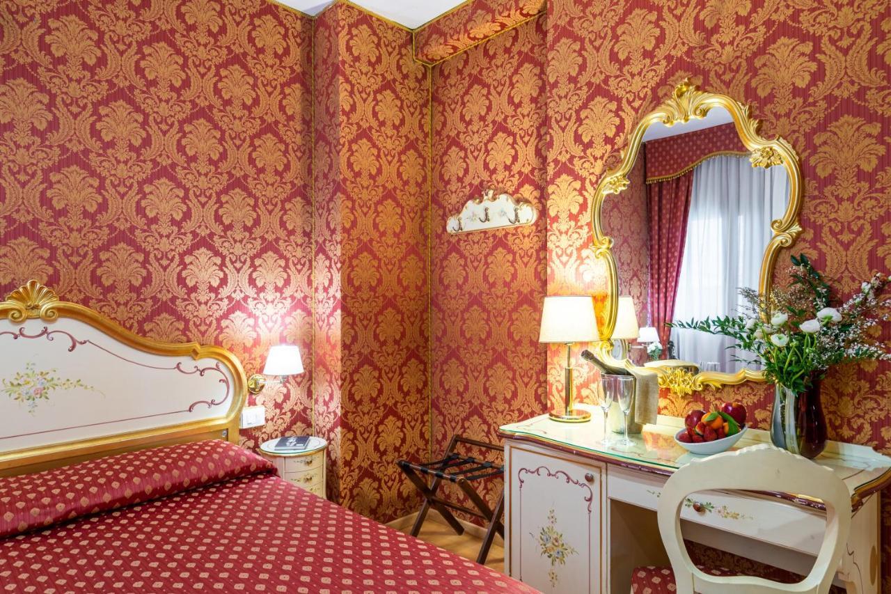 Double Room,1196899426:JPEG