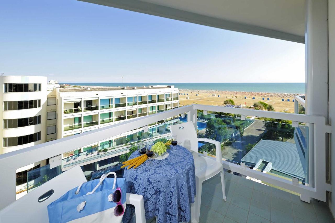 Comfort Double or Twin Room Side Sea View