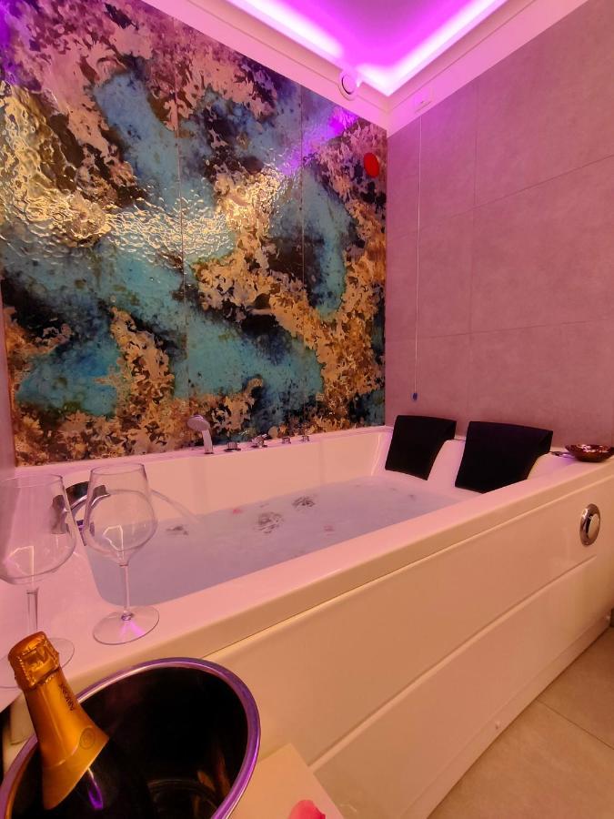 Double Room Spa Bath