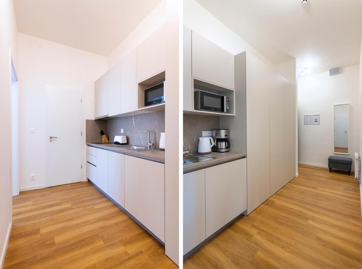 Deluxe Apartment,1204527856:JPEG