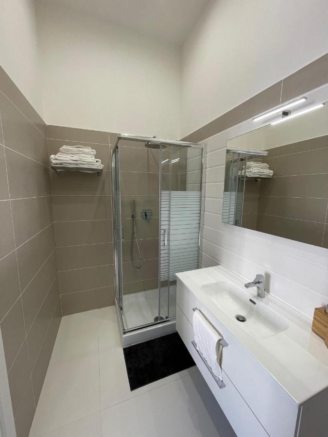 Quadruple Room Private Bathroom,1201417495:JPEG