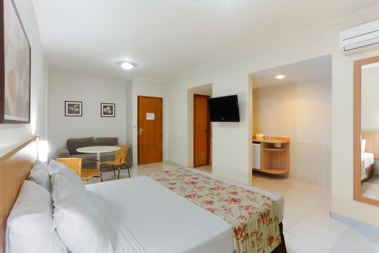 Quarto Superior Deluxe com Cama de Casal ou 2 de Solteiro