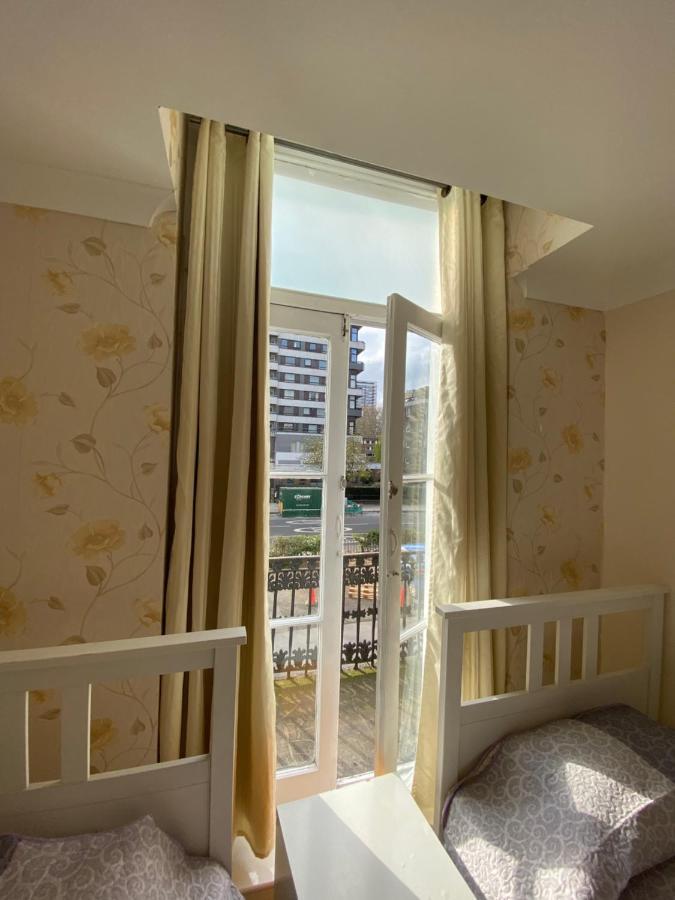Twin Room Balcony,1204576912:JPEG
