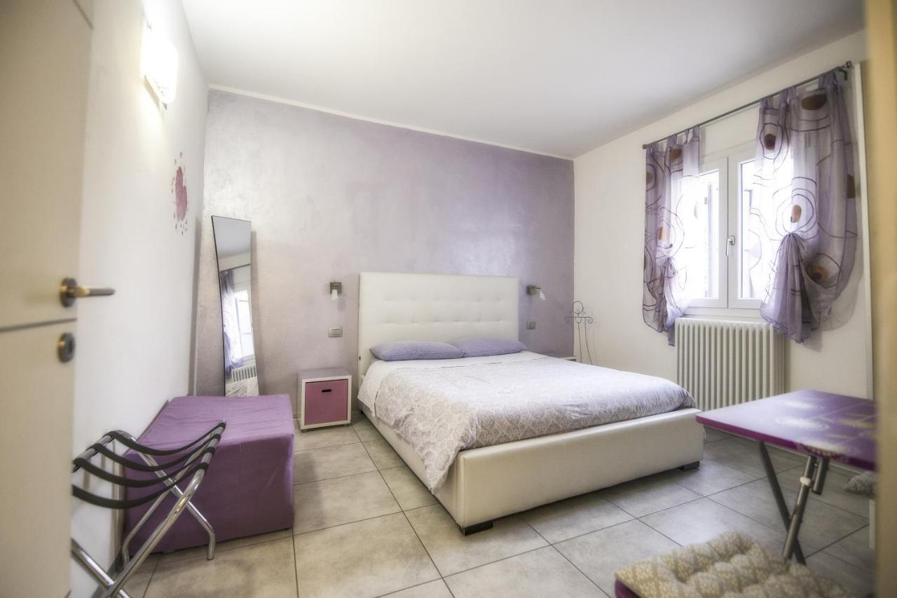 One-Bedroom Apartment,823333712:JPEG