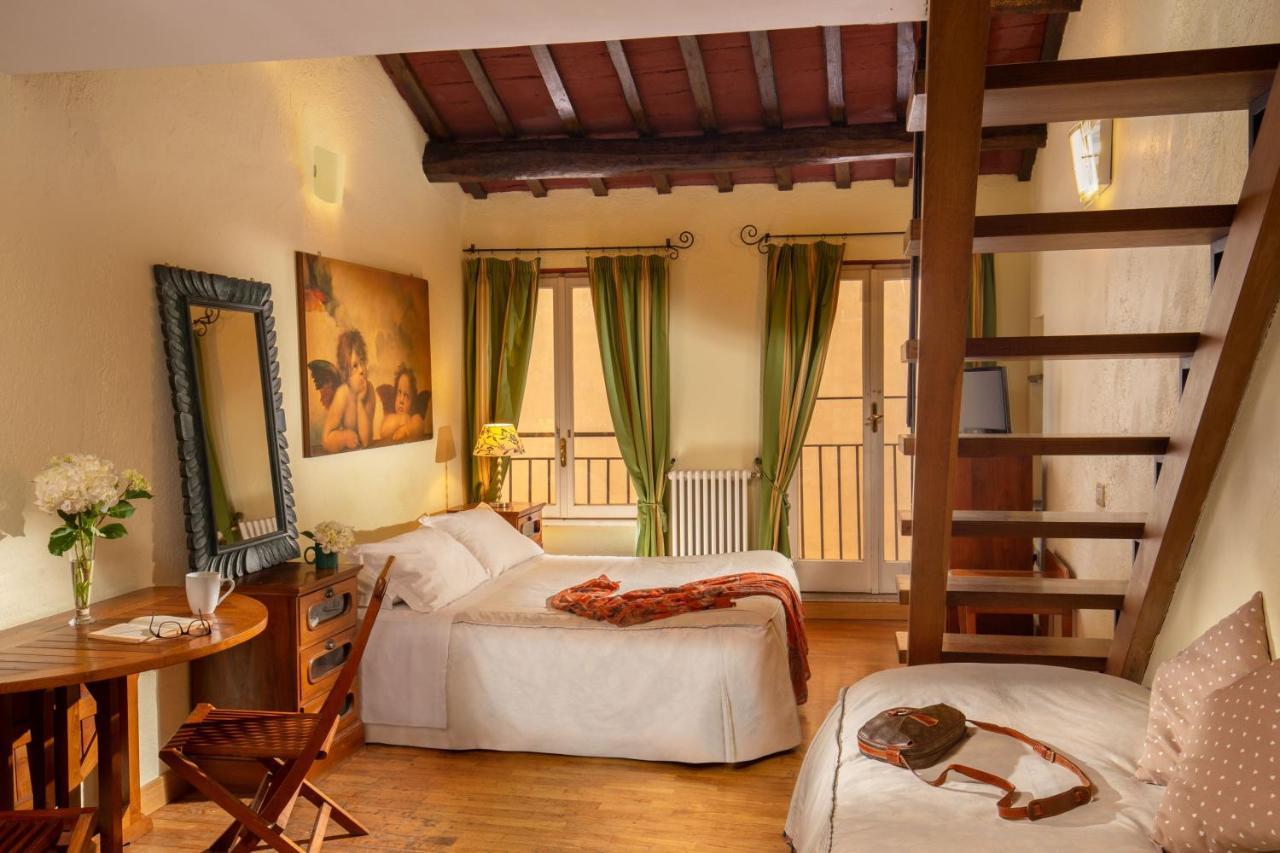 Quintuple Room Kitchenette