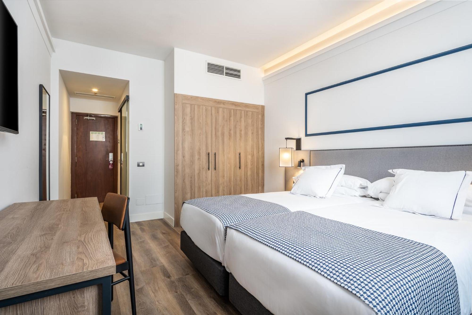 Habitación Doble Estándar (1 adulto + 1 niño)
