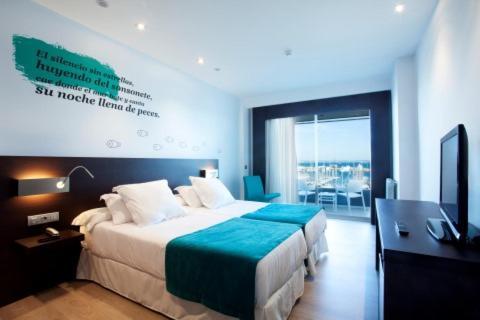 Deluxe Double or Twin Room Sea View
