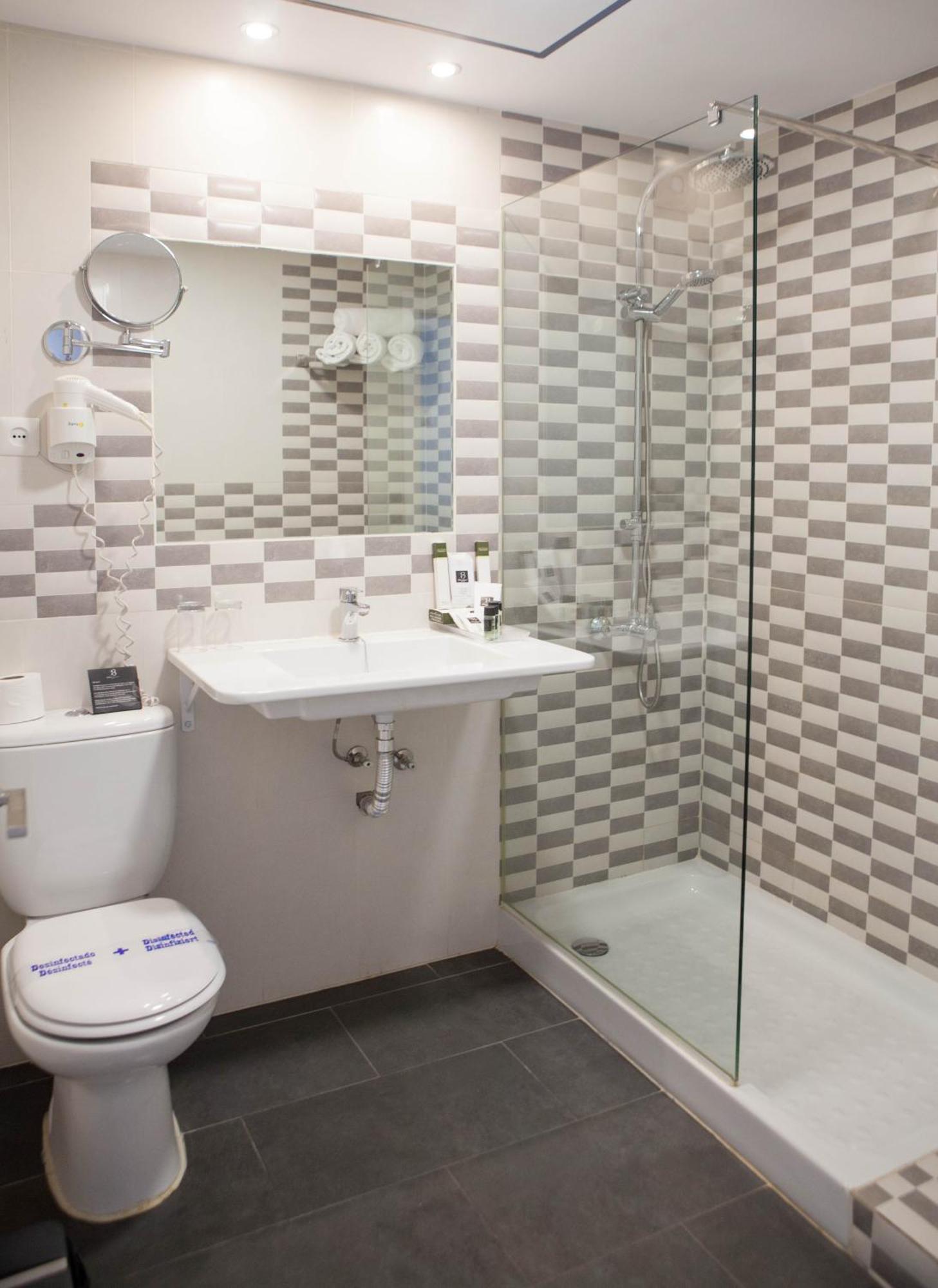Double Room,1259598622:JPEG