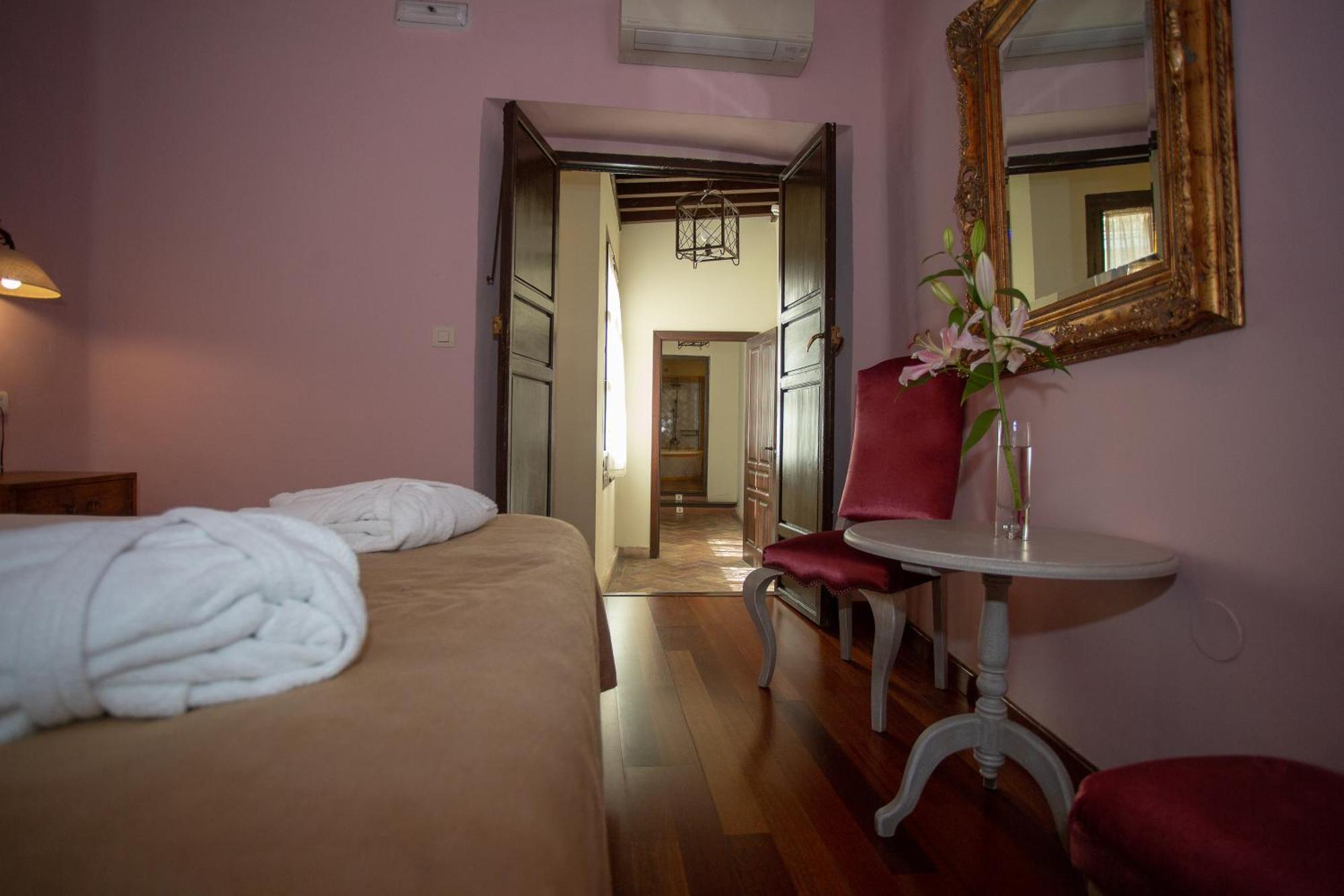 Junior Suite,1272842404:JPEG
