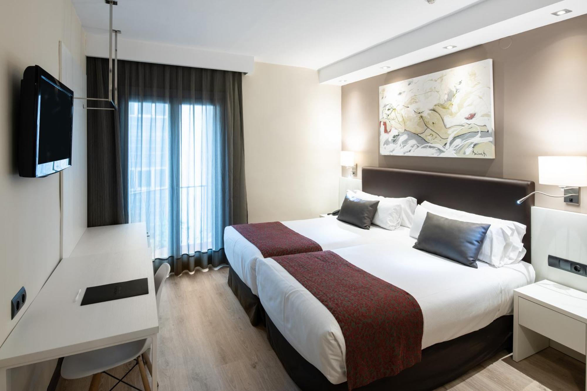 Double or Twin Room,1273128481:JPEG