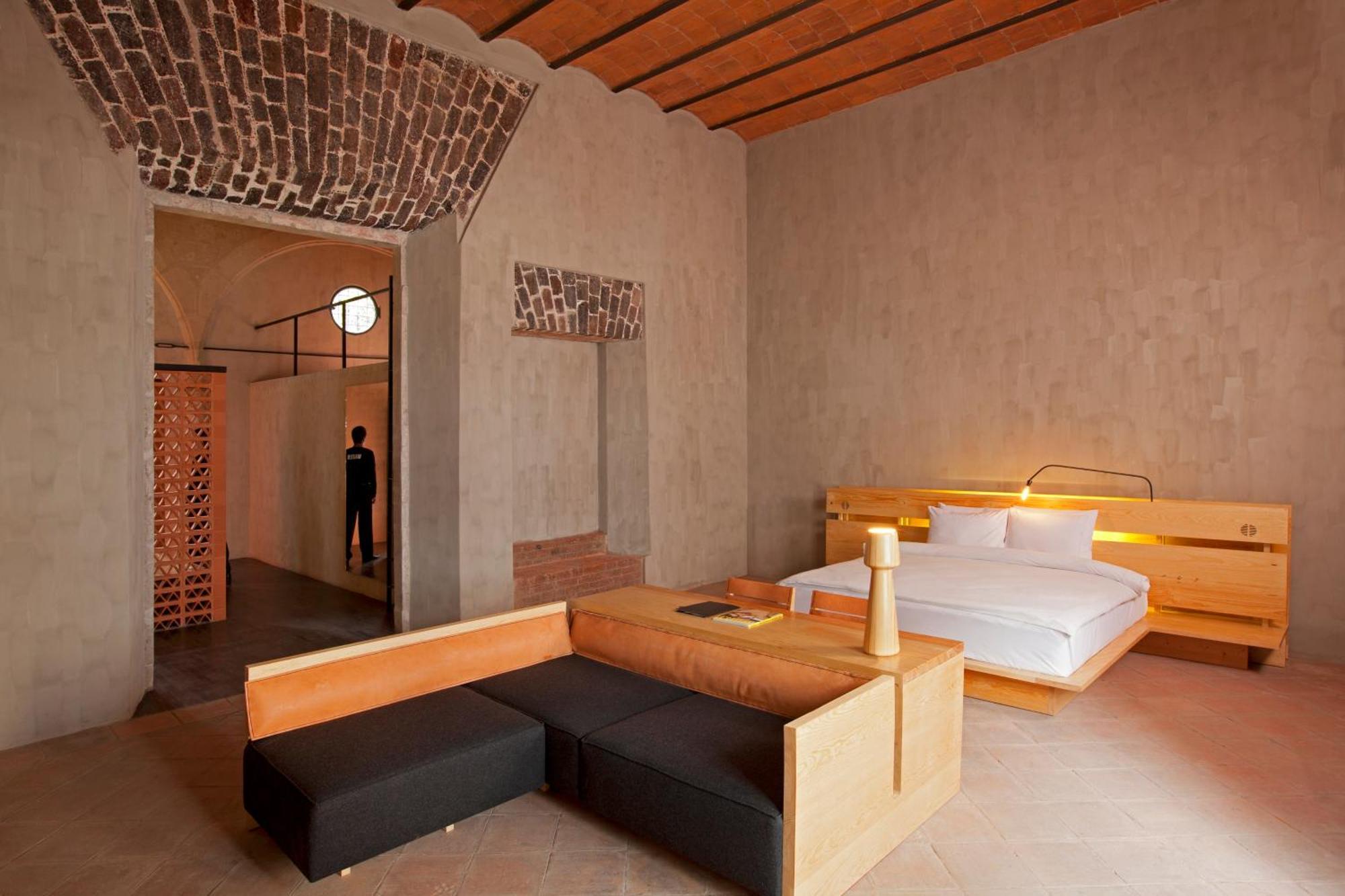 Master Suite,1273630282:JPEG