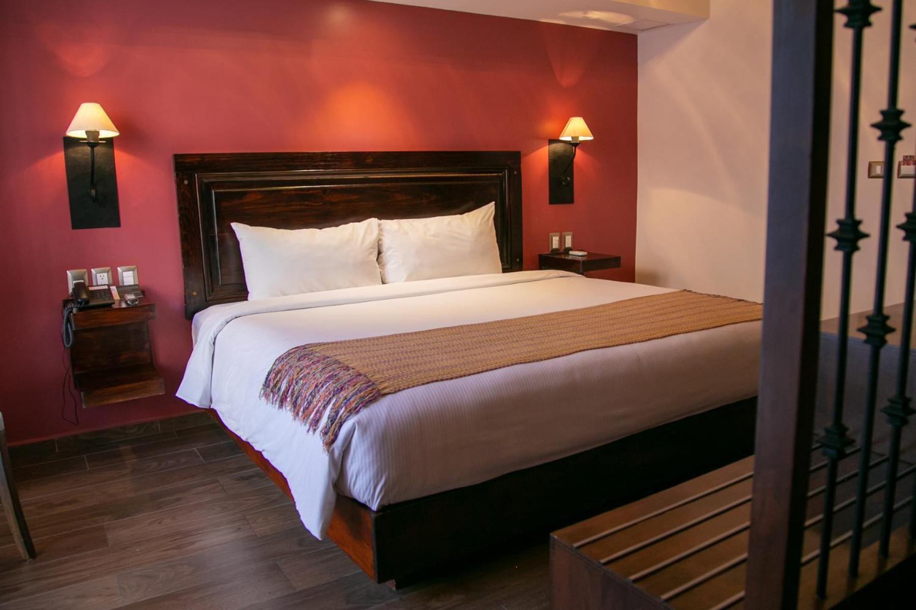 Deluxe Queen Room,1208375962:JPEG
