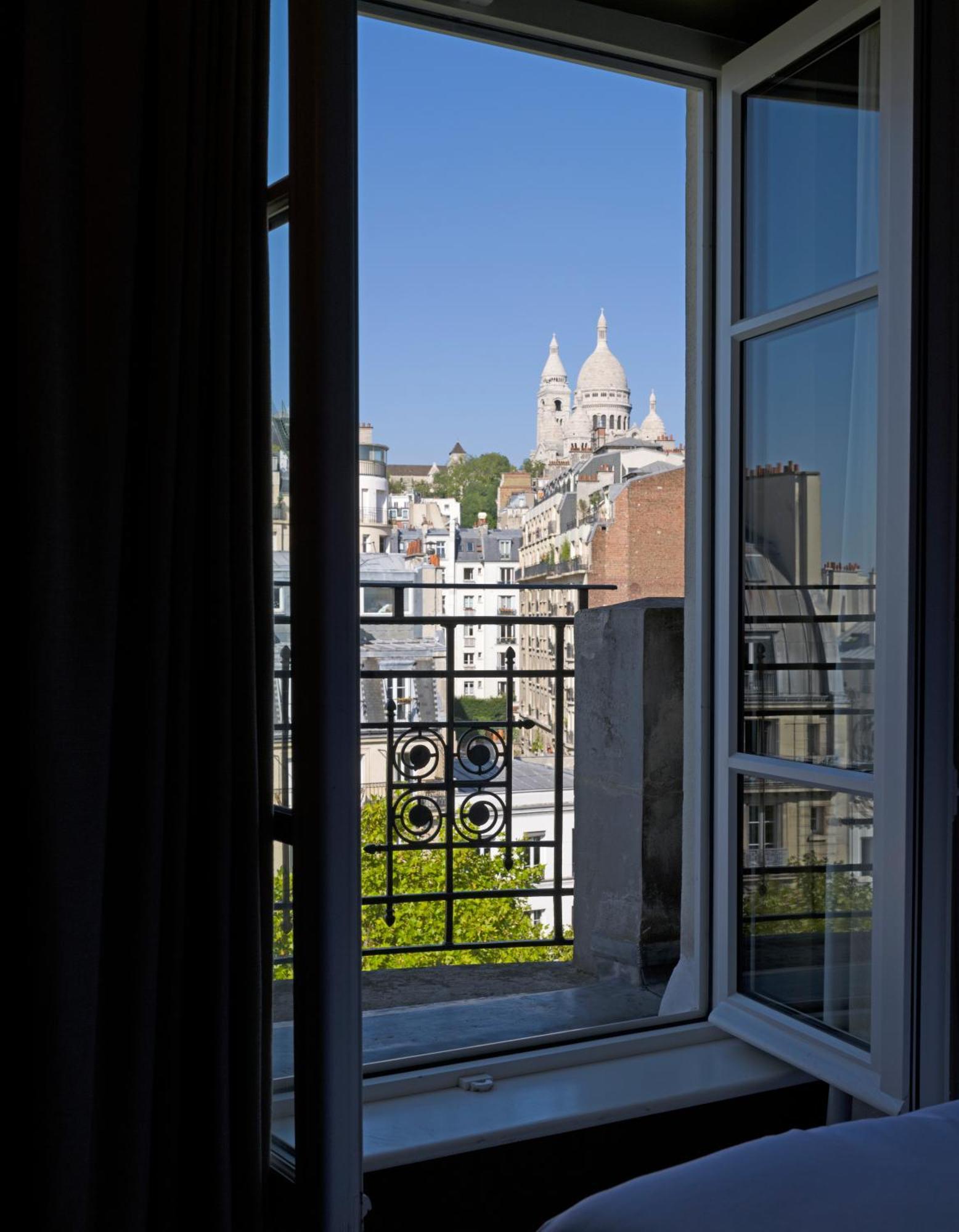 Chambre classique vue sacré coeur,1208527150:JPEG