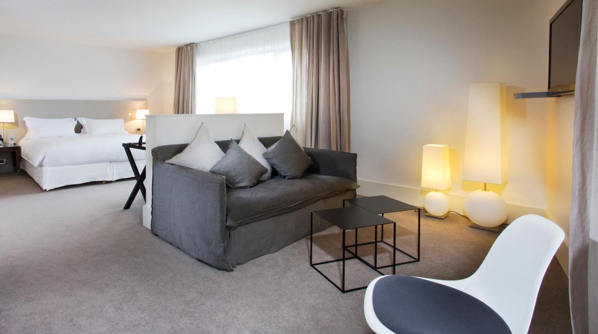 Junior Suite,323978200:JPEG