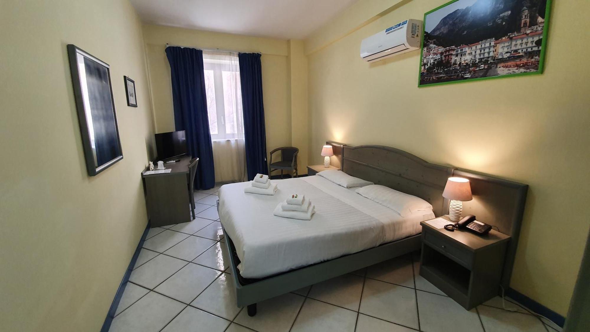 Economy Double Room,1566927761:JPEG