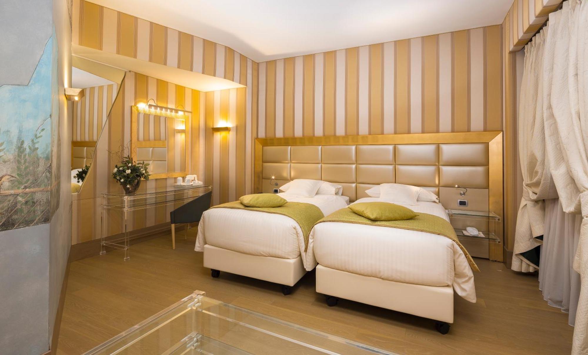 Comfy Twin Room,1209249811:JPEG