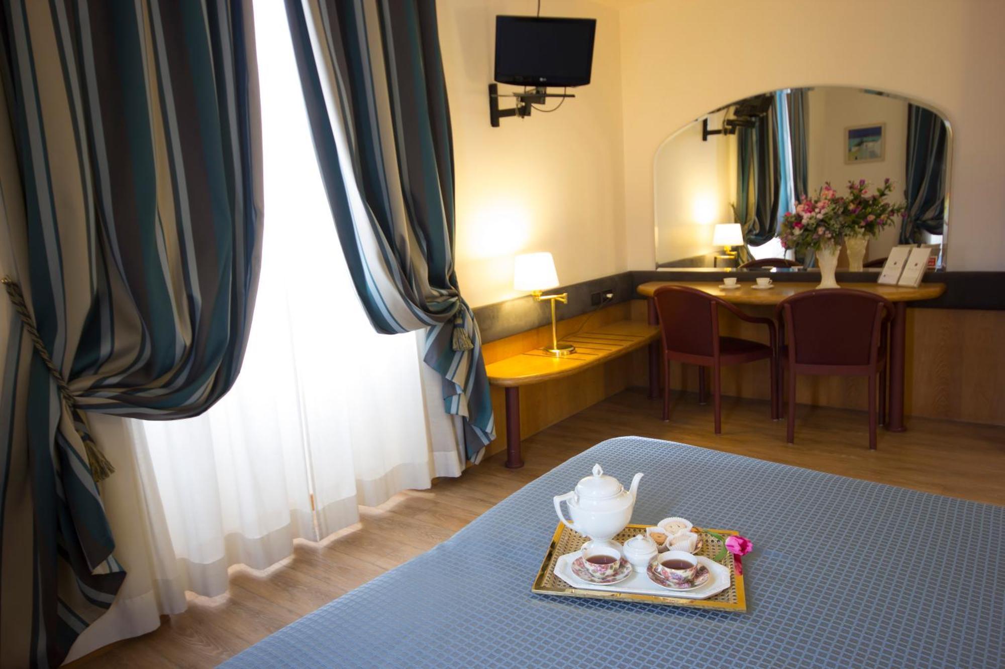 Double Room,1209253981:JPEG