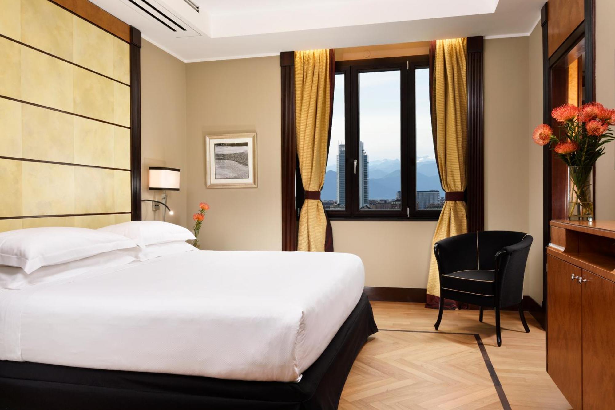 Diplomatic Suite