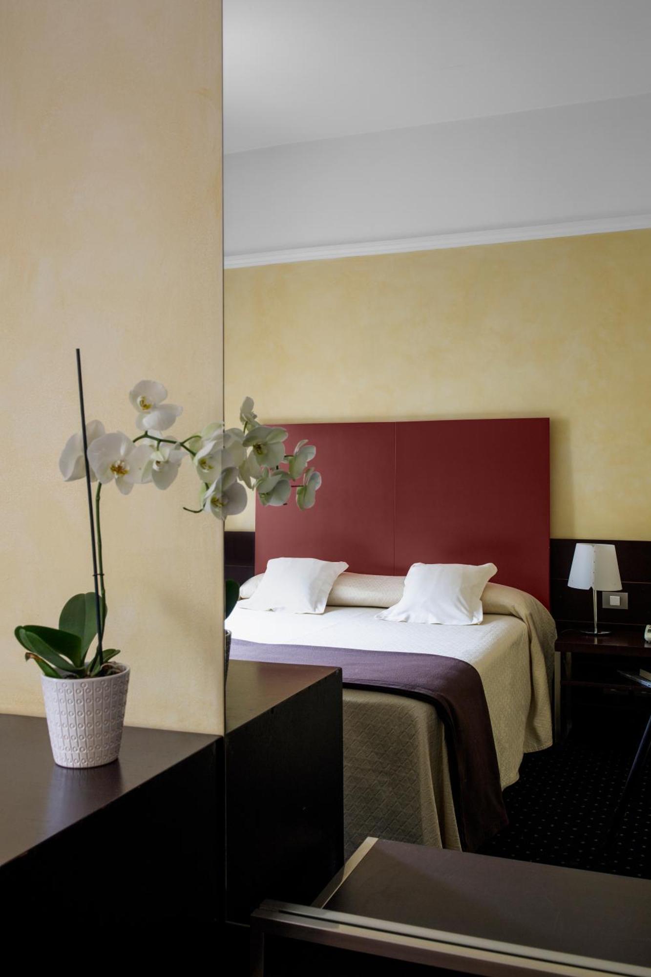 Double Room,1209328771:JPEG