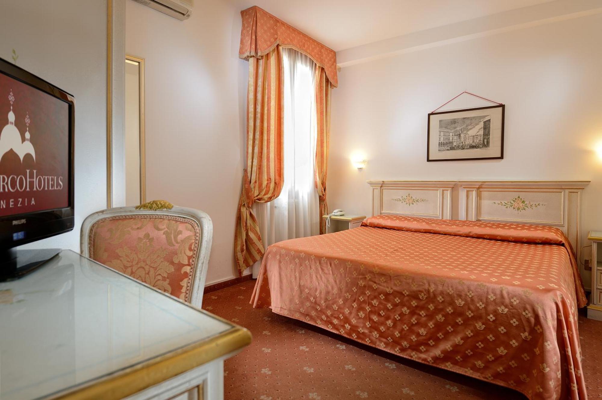 Classic Double or Twin Room,1209334204:JPEG